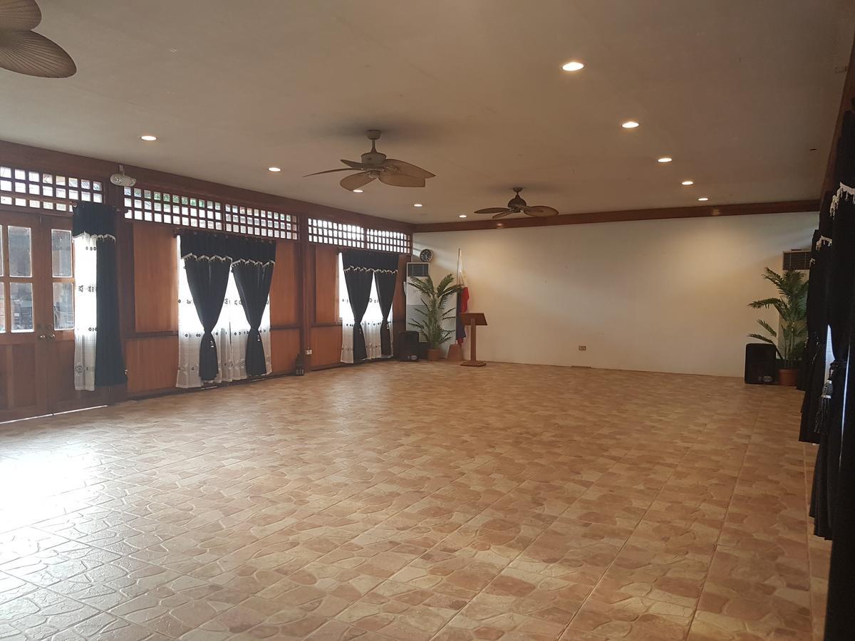 Boro Bay Hotel - Borongan Esterno foto
